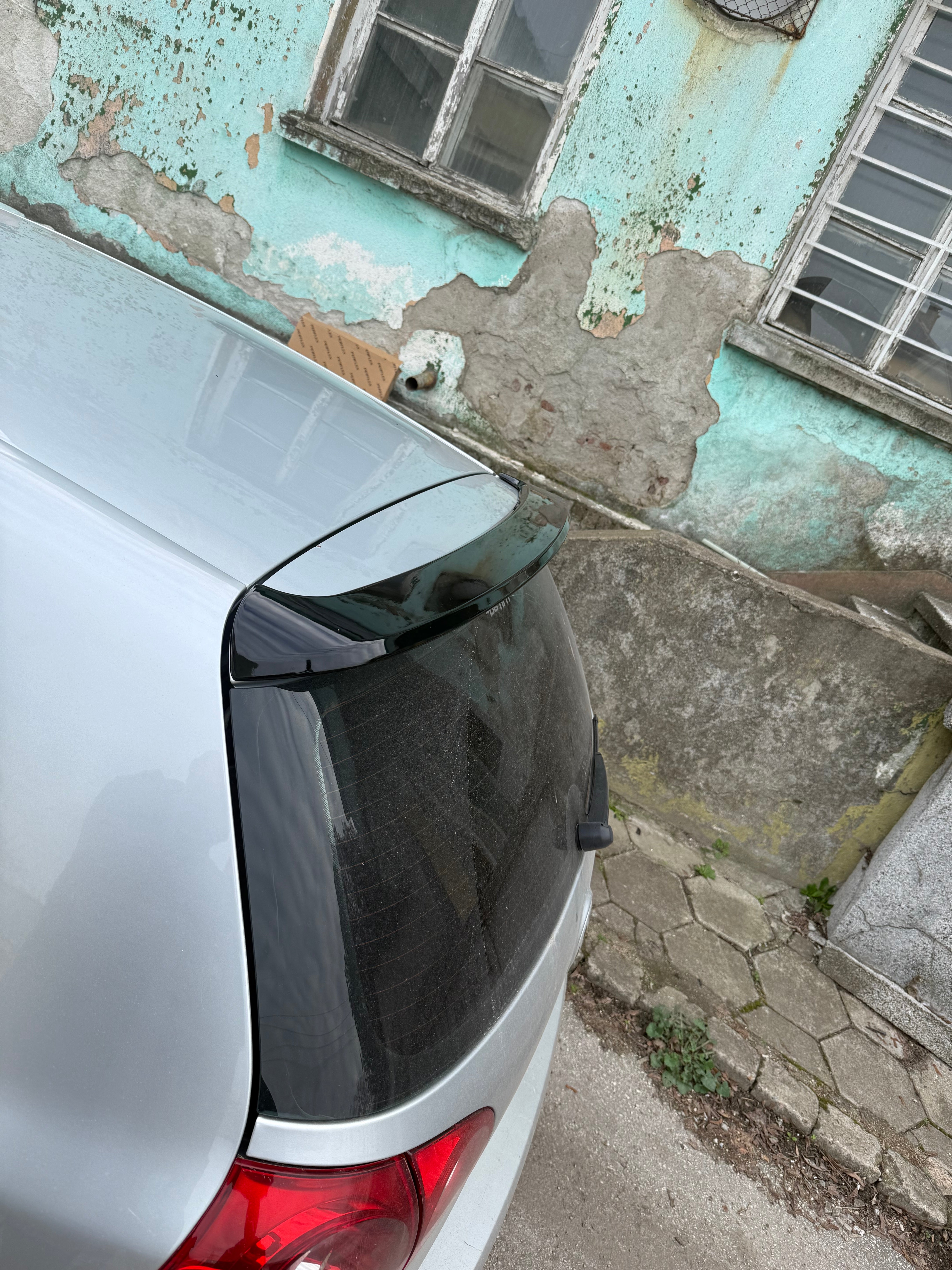 Спойлер за задно стъкло за Volkswagen Golf 5 черен пиано лак