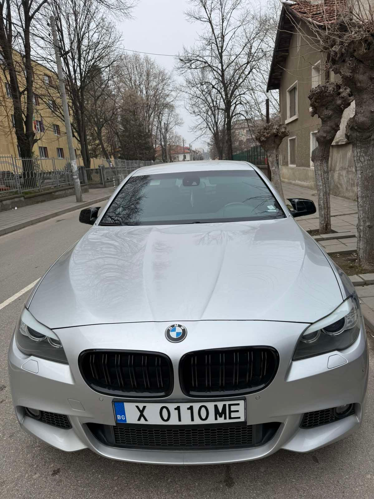 Капаци за огледала БАТМАН дизайн за BMW 5 серия F10 2010-2013 - черен пиано лак