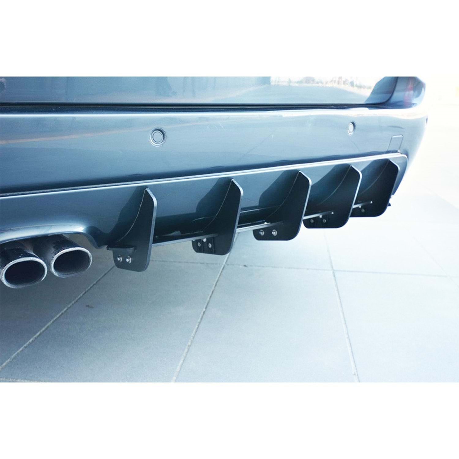 Заден дифузьор за BMW E60 / E61 M-Tech Max