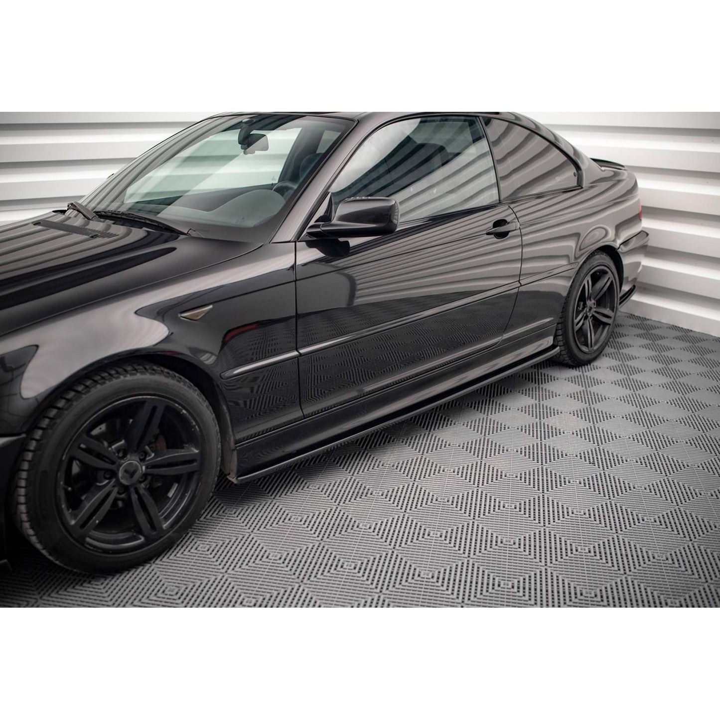 Добавки за прагове за BMW E46 / БМВ Е46 черен Лак Седан Комби Купе Кабрио