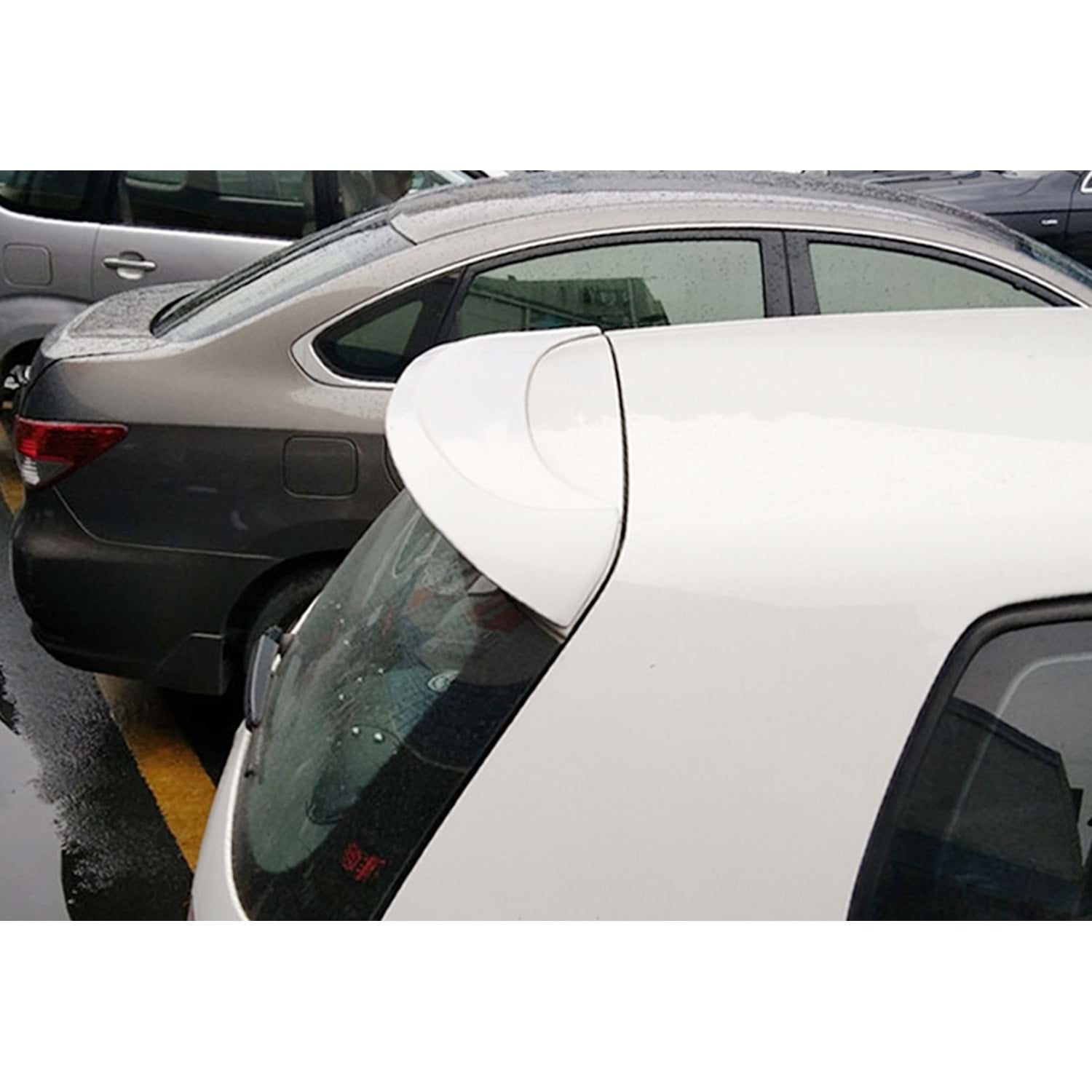 ЗАДЕН СПОЙЛЕР ЗА GOLF 6 - ГОТОВ ЗА БОЯ