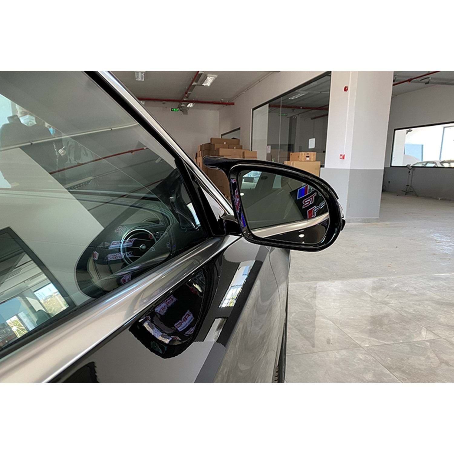 Капаци за огледала „Батман стил“ за Mercedes W213 (E-класа, 2016–2020)