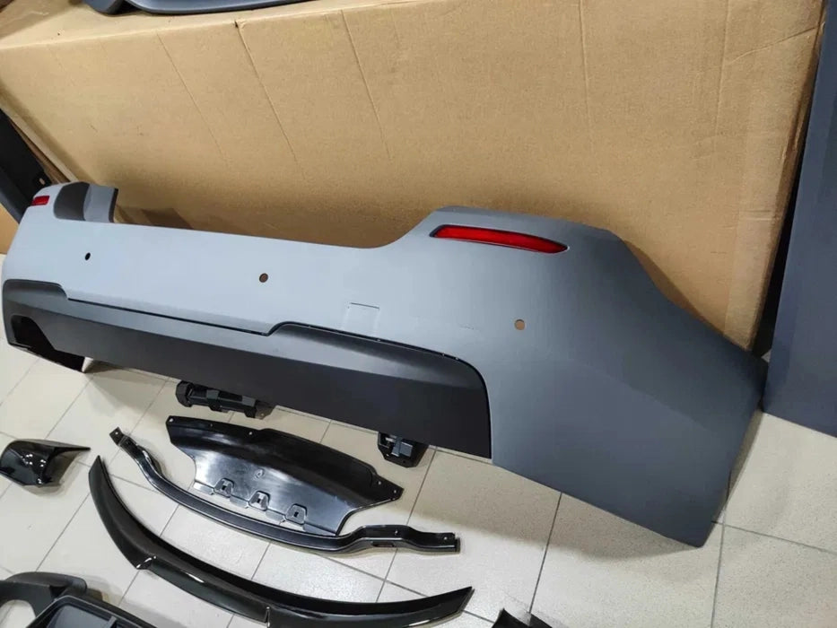 Pachet M-tech pentru BMW F10 (2010-2017)