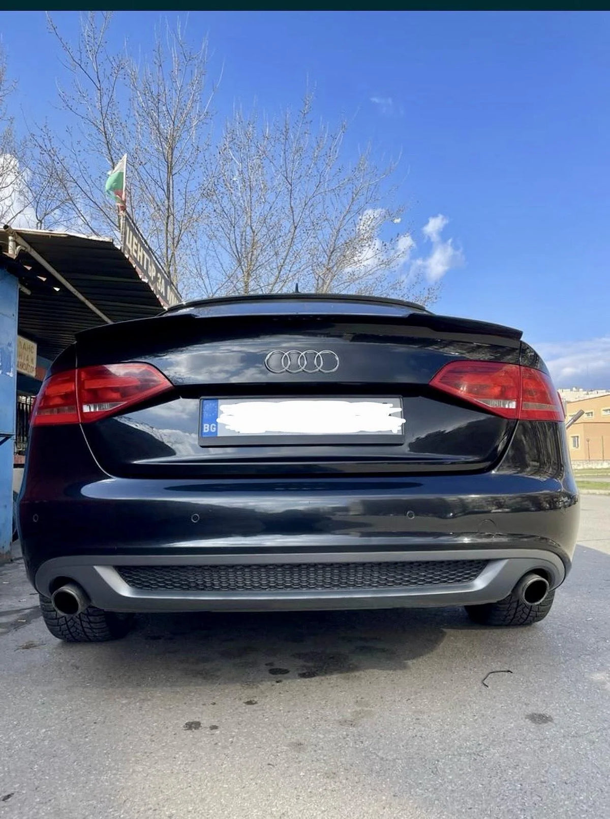 Спойлер тип М4 за Audi A4 B8 2009-2015 черен пиано лак