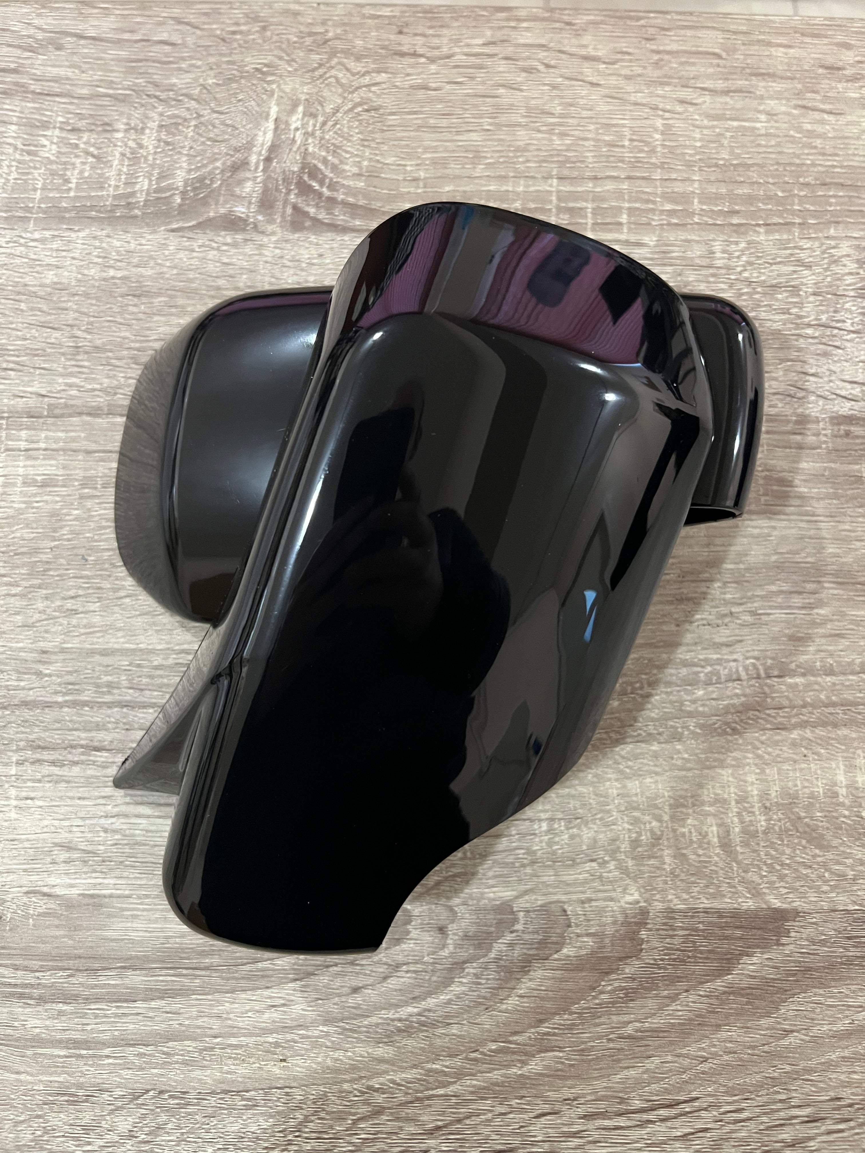 Капаци за огледала БАТМАН дизайн за BMW 5 серия E39 1995-2003 - черен пиано лак