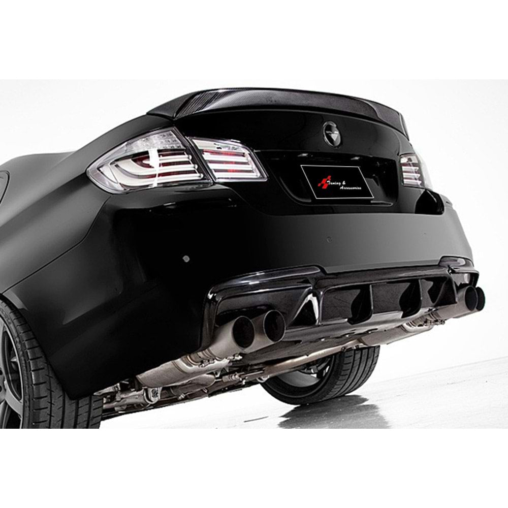 Двоен оребрен дифузьор за BMW F10 F11