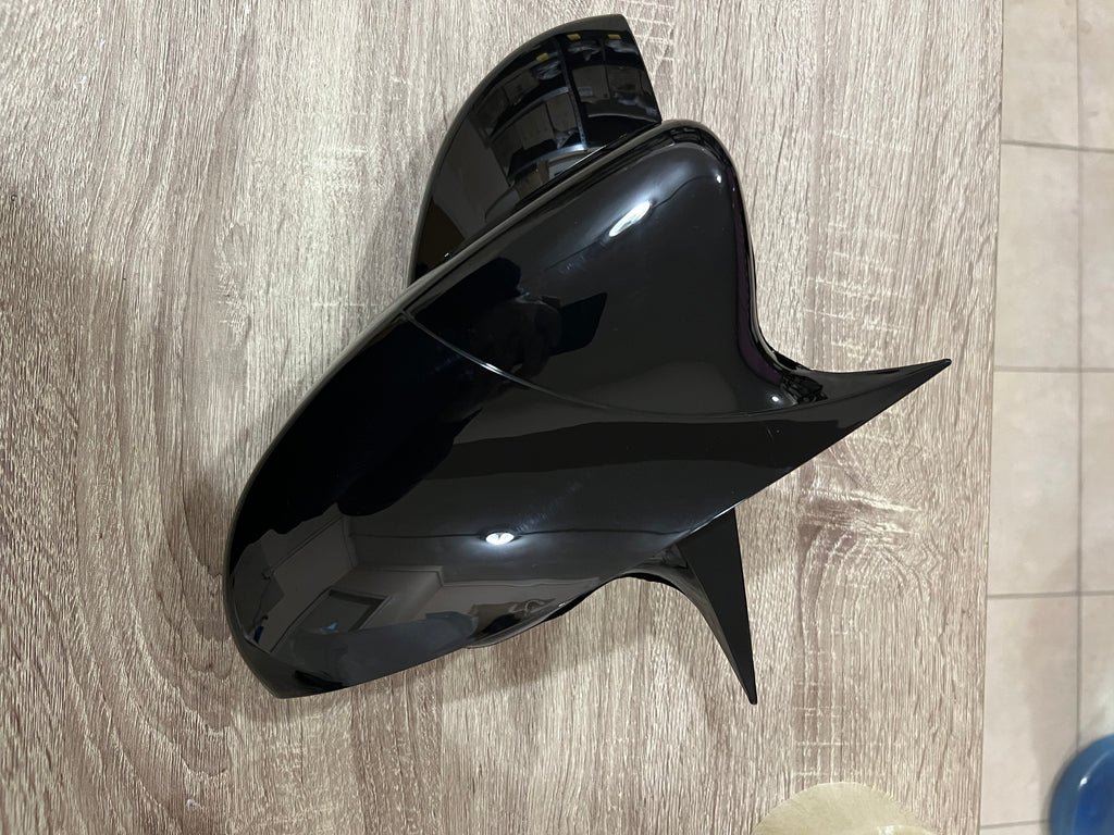 Капаци за огледала БАТМАН дизайн за VW PASSAT B7 - черен пиано лак