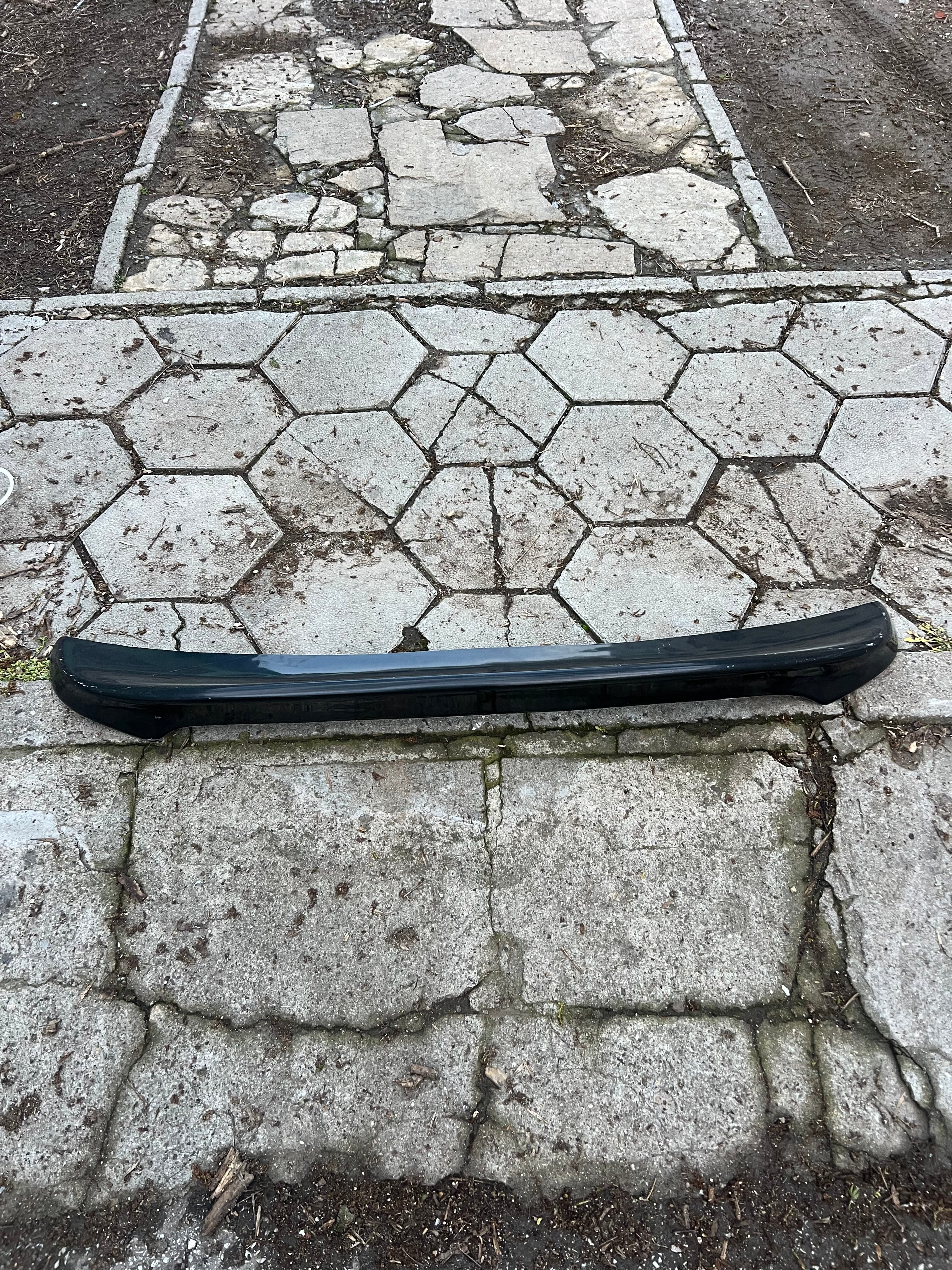 Спойлер за багажник стил CSL за BMW E60 черен пиано лак