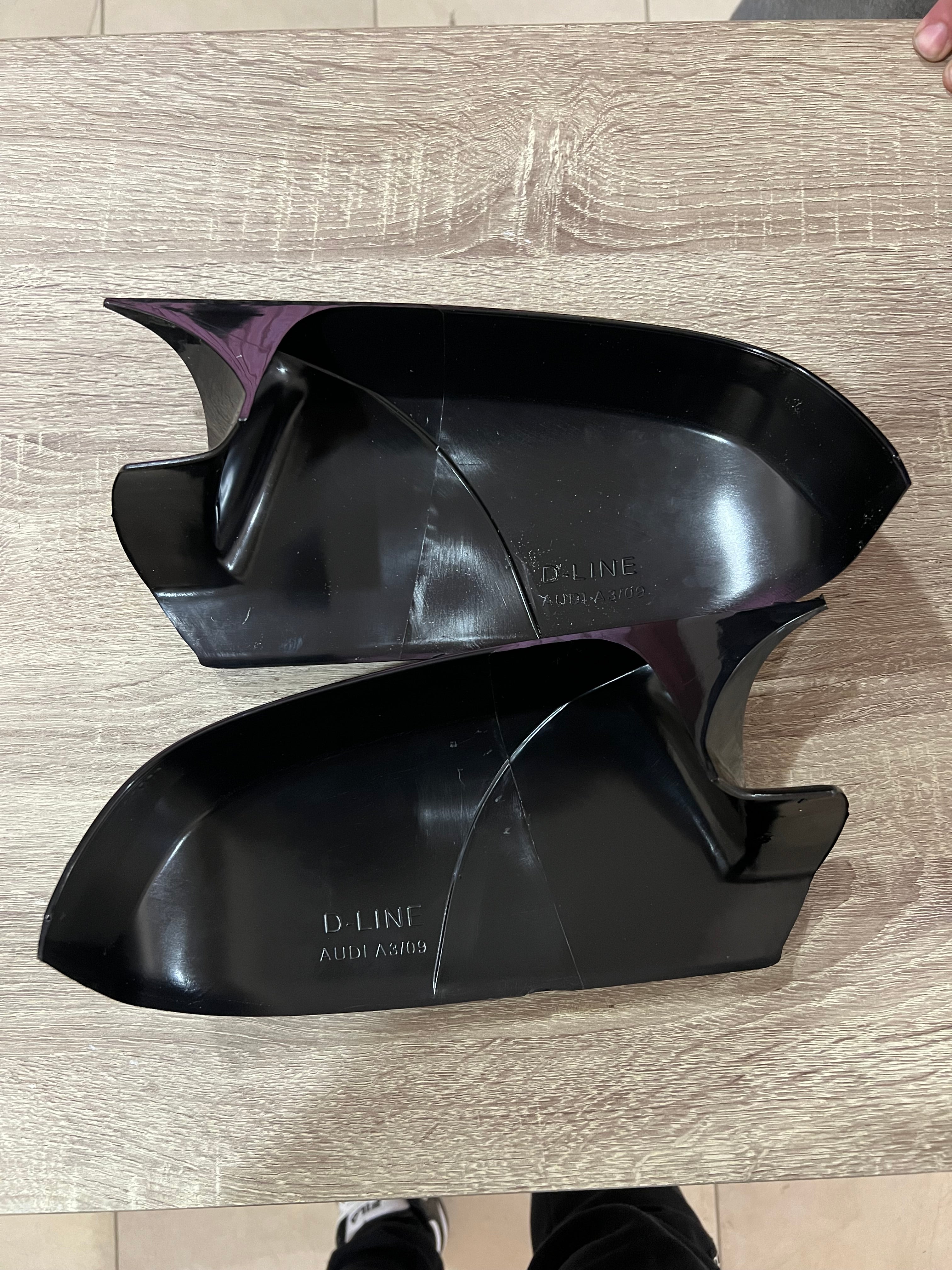 Капаци за огледала БАТМАН дизайн за AUDI A3 8P - 3 врати 2004-2007 - черен пиано лак