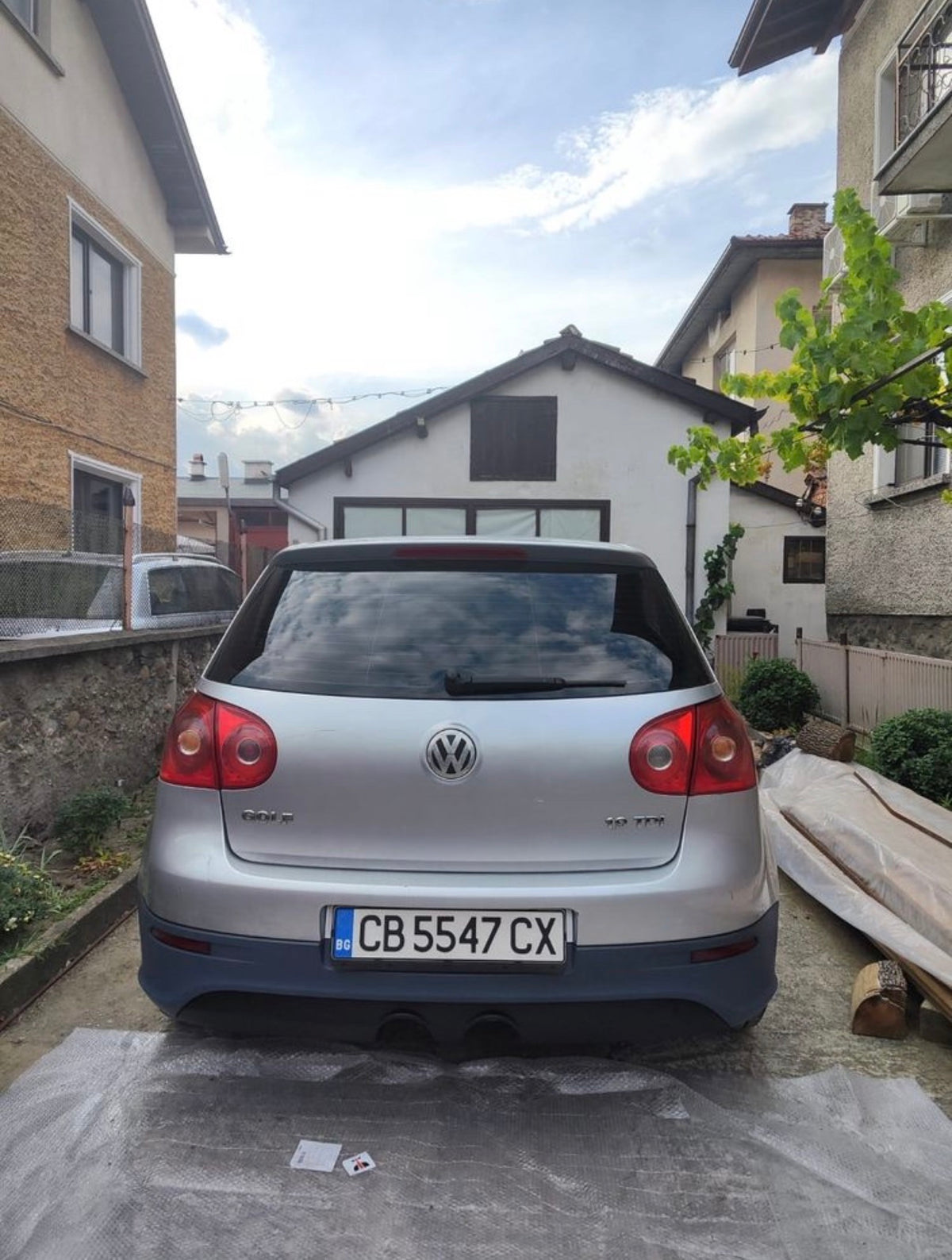 Задна Р32 Р32 броня за Volkswagen Golf 5 / Фолксваген Голф 5 Най-Висок Клас на Щипки!