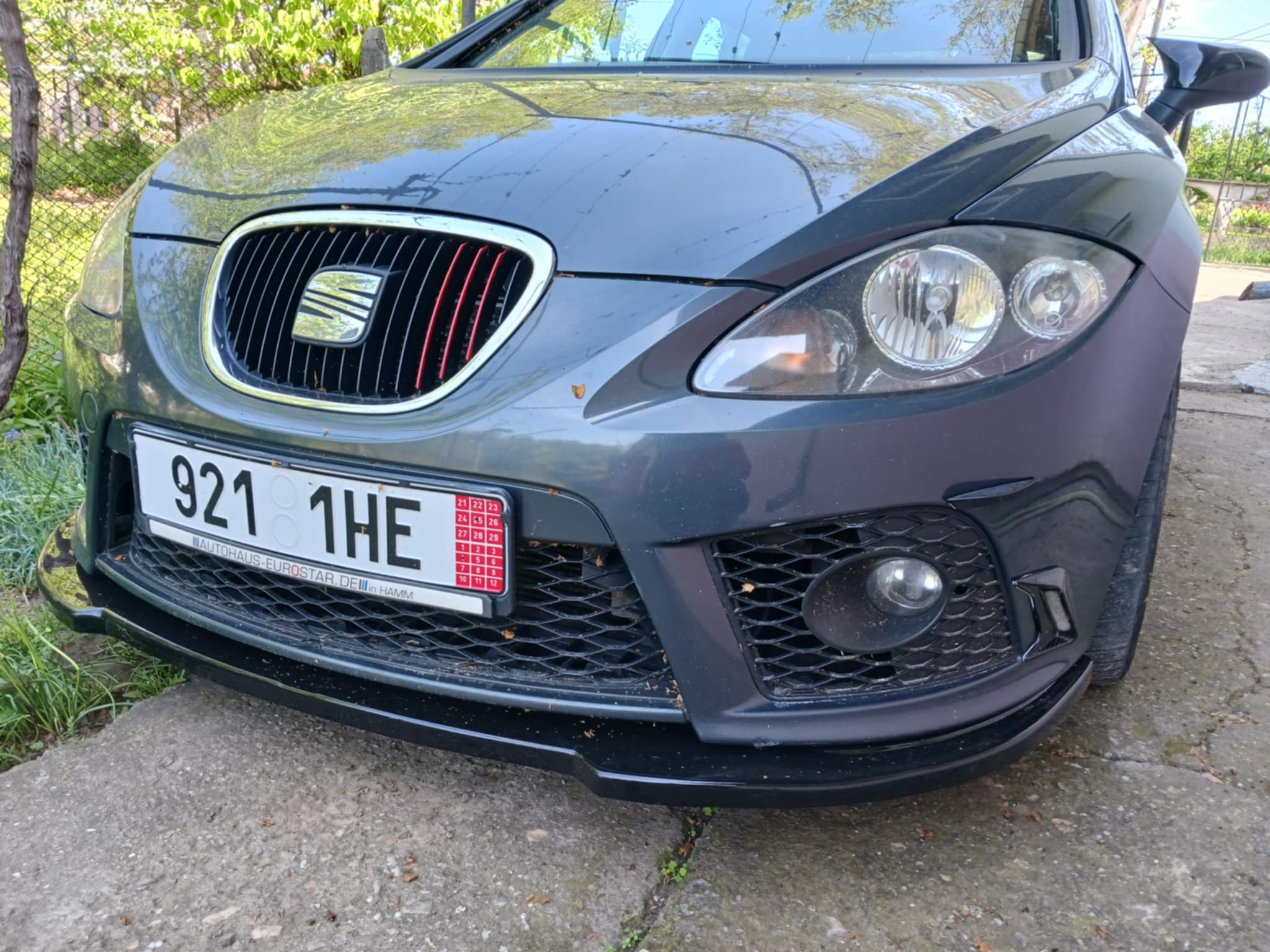 Капаци за огледала БАТМАН дизайн за SEAT LEON 2005-2008 - черен пиано лак