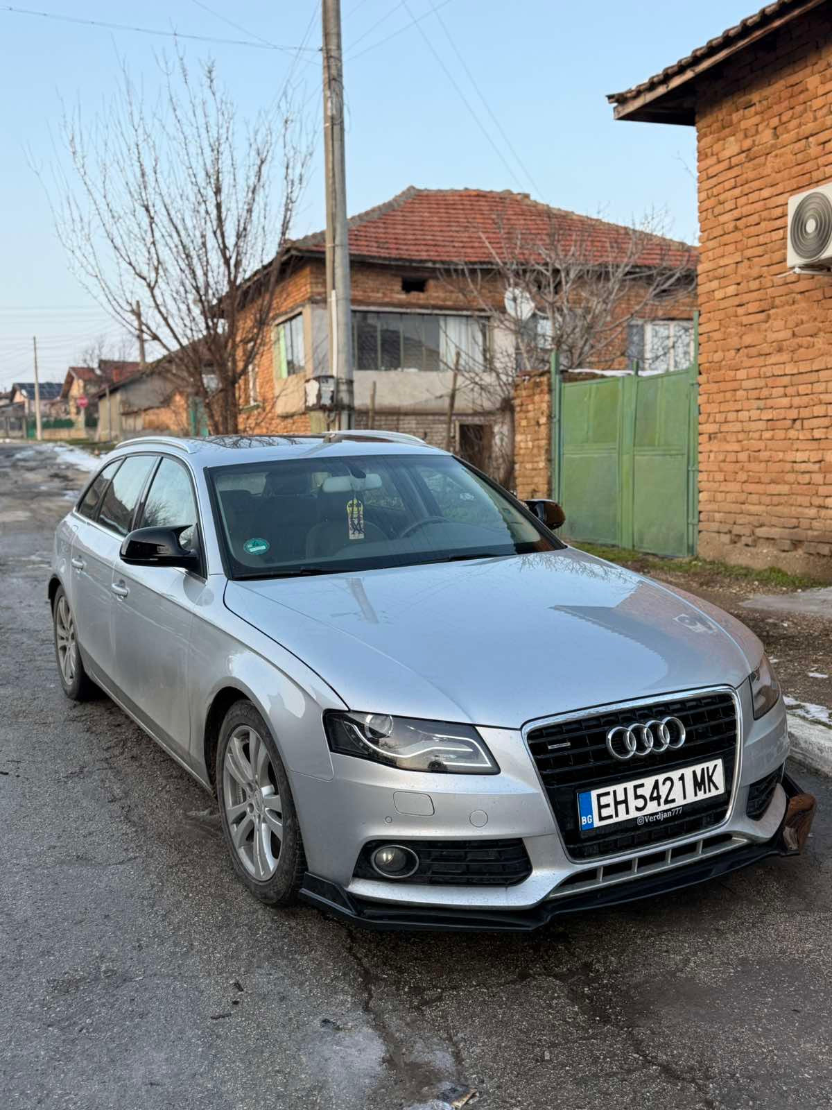 КАПАЦИ ЗА ОГЛЕДАЛА ЗА AUDI A4 B8 2008-2014 / AUDI A3 2008-2012 С МИГАЧ В КАПАКА