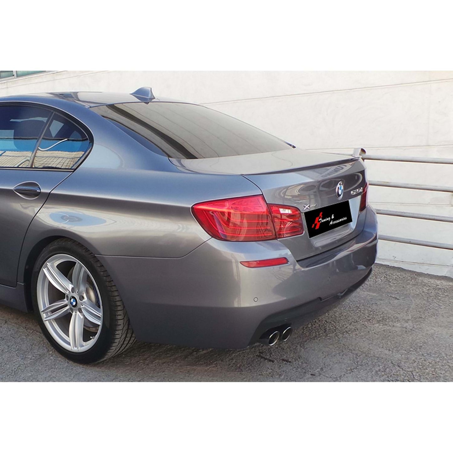 Спойлер за багажник М5 за BMW F10 / БМВ Ф10 Черен Пиано Лак